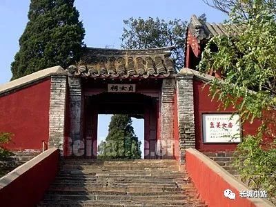 秦始皇建长城的历史背景_秦始皇做长城的传说_秦始皇与长城的建设传说